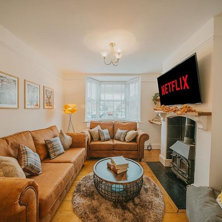 Cotswolds- Homely 2 Bed House With Garden, Wifi - Esho Stays Сайърънсестър Екстериор снимка