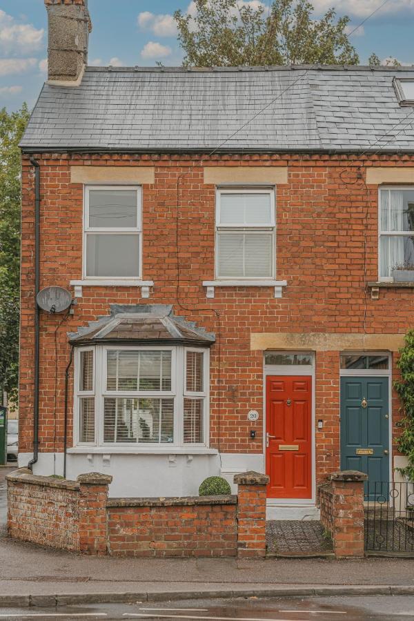 Cotswolds- Homely 2 Bed House With Garden, Wifi - Esho Stays Сайърънсестър Екстериор снимка